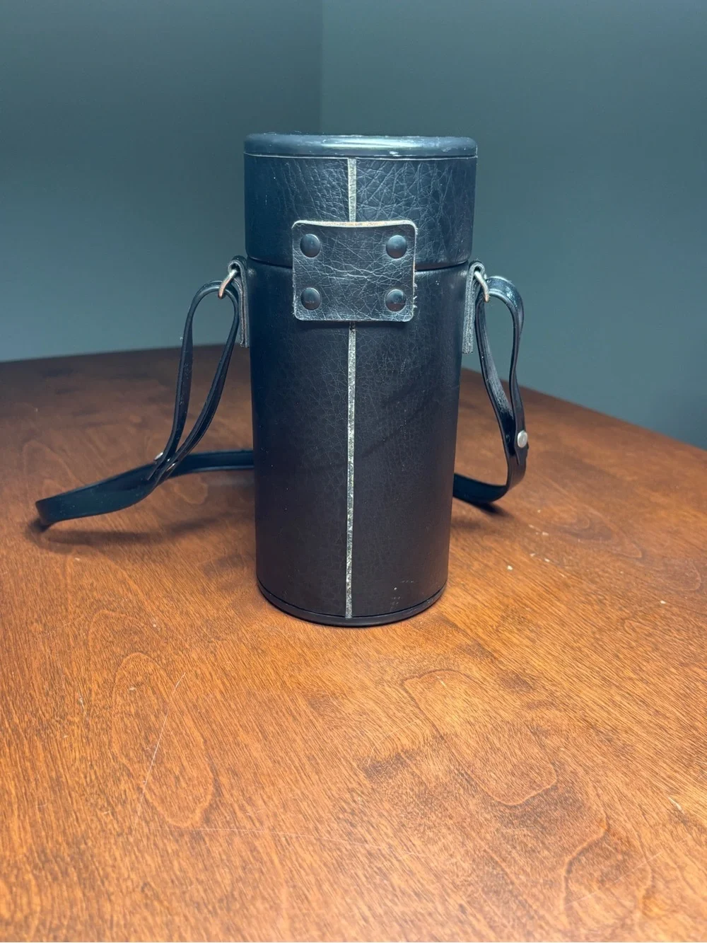 Macro focusing Camera Lens in Black with Carry Case
